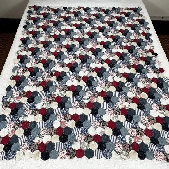 Vintage Handmade Amish Yo Yo Quilt Throw Table Decor Cottagecore 52x62